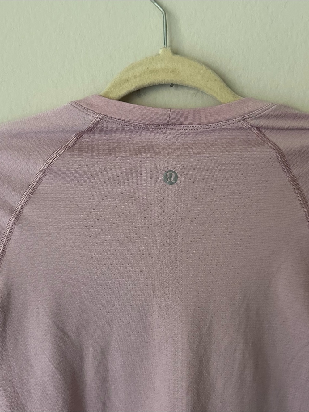 Lululemon Swiftly Tech Long-Sleeve Shirt Waist Length in Pink Size 4 - Picture 7 of 9